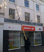 shop window cleaning